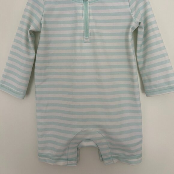 GAP One-Piece Rashguard Unisex 6-12 M - Picture 3 of 3